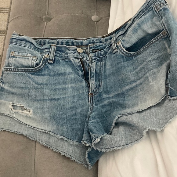 Rag and Bone BEST Jean shorts - Picture 1 of 5